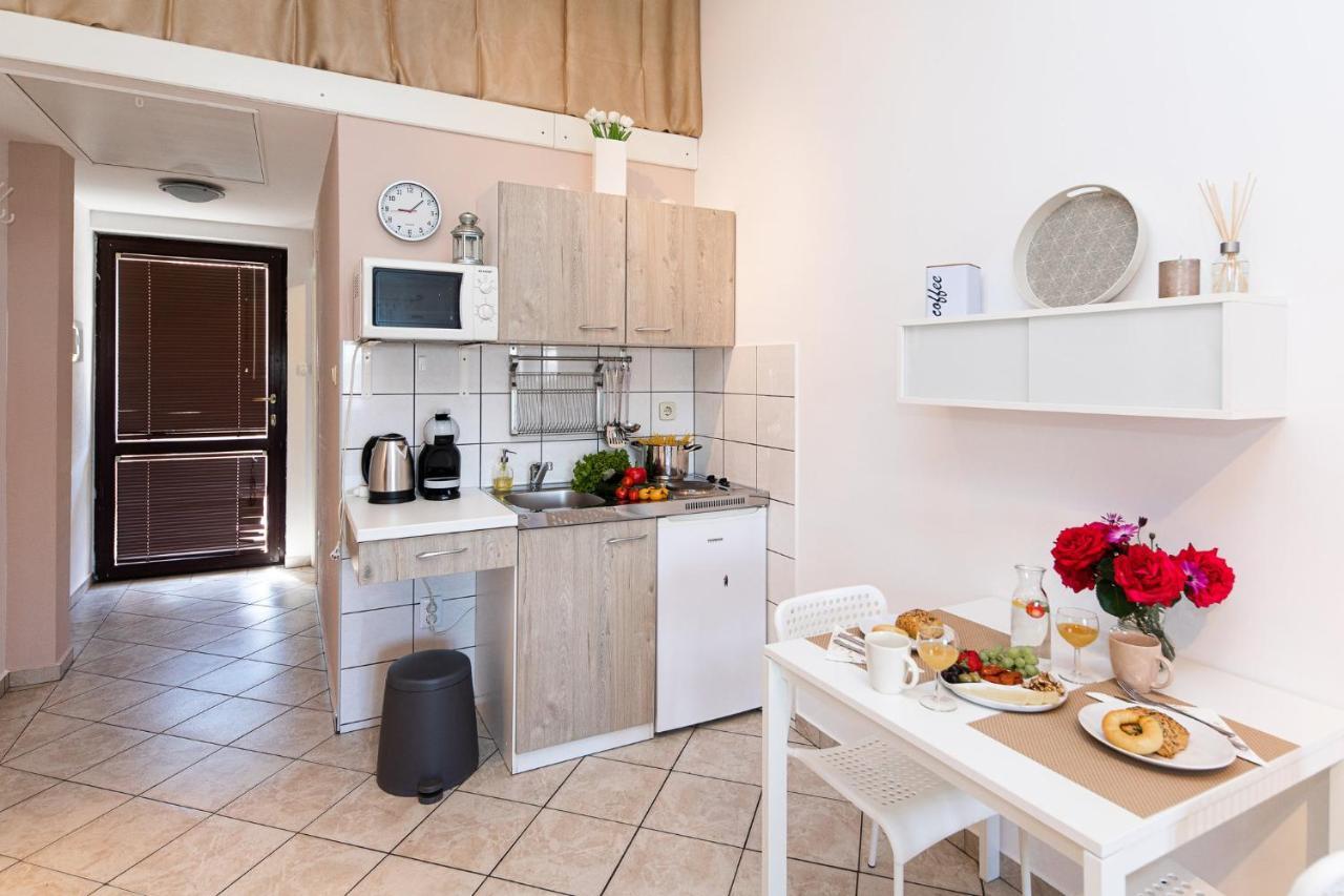 Ananas Apartments Цриквениця Екстер'єр фото