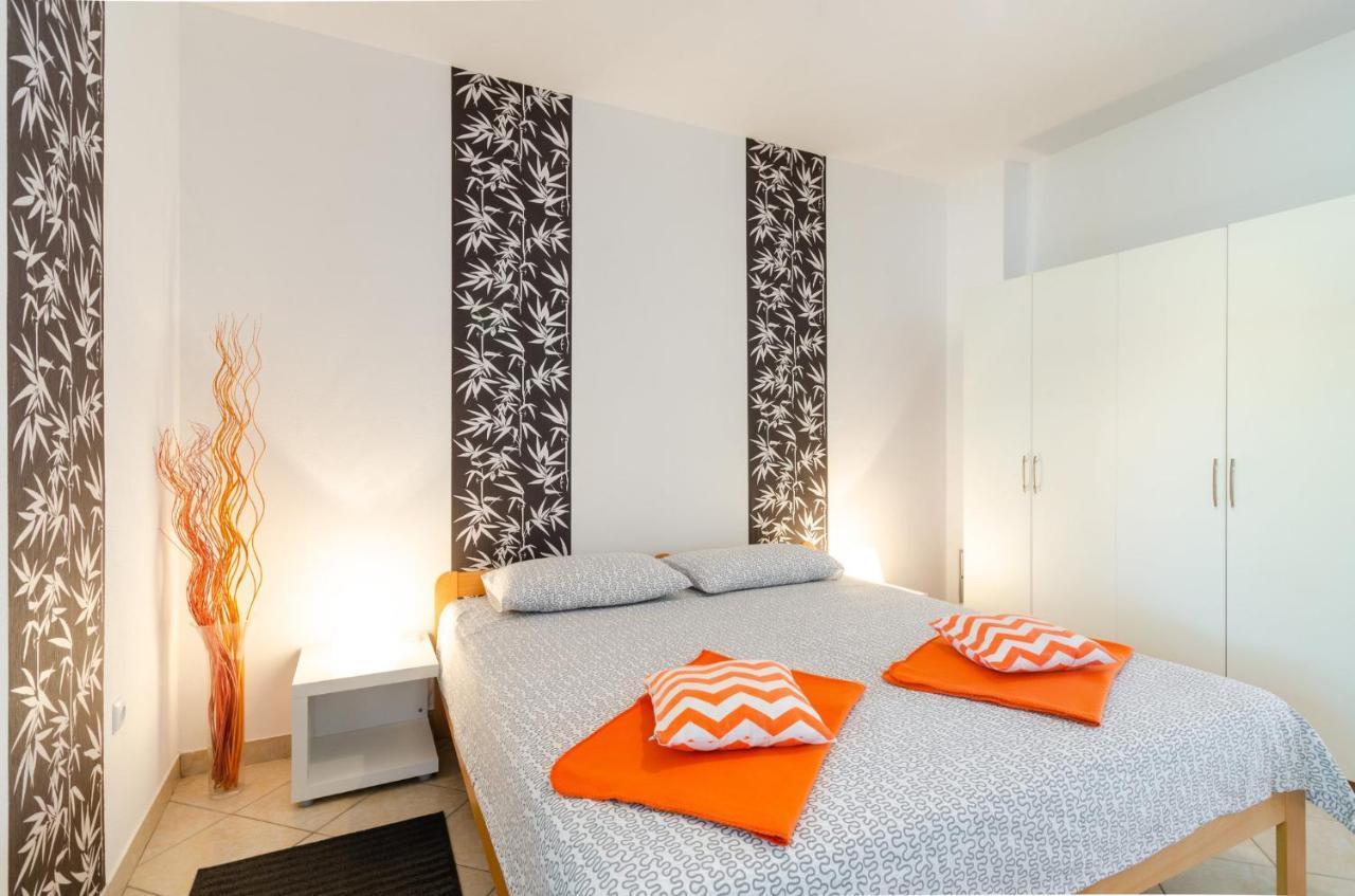 Ananas Apartments Цриквениця Екстер'єр фото