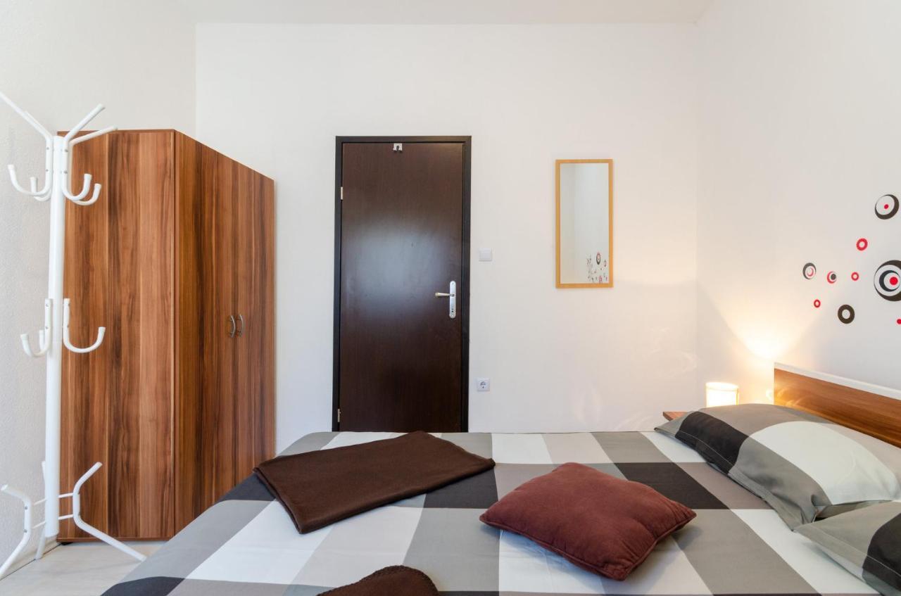 Ananas Apartments Цриквениця Екстер'єр фото