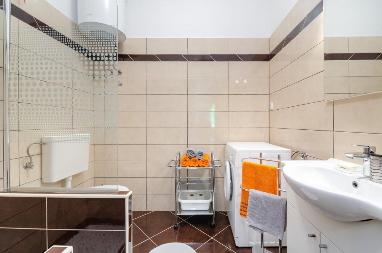 Ananas Apartments Цриквениця Екстер'єр фото